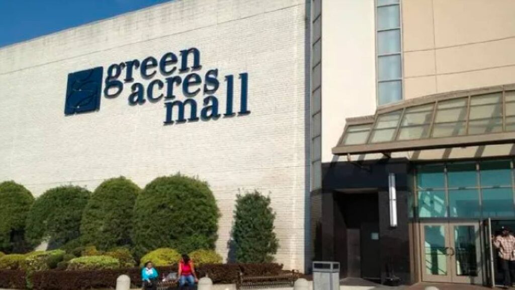 Green Acres Mall Shooting today Incident prompts lockdown at Mall